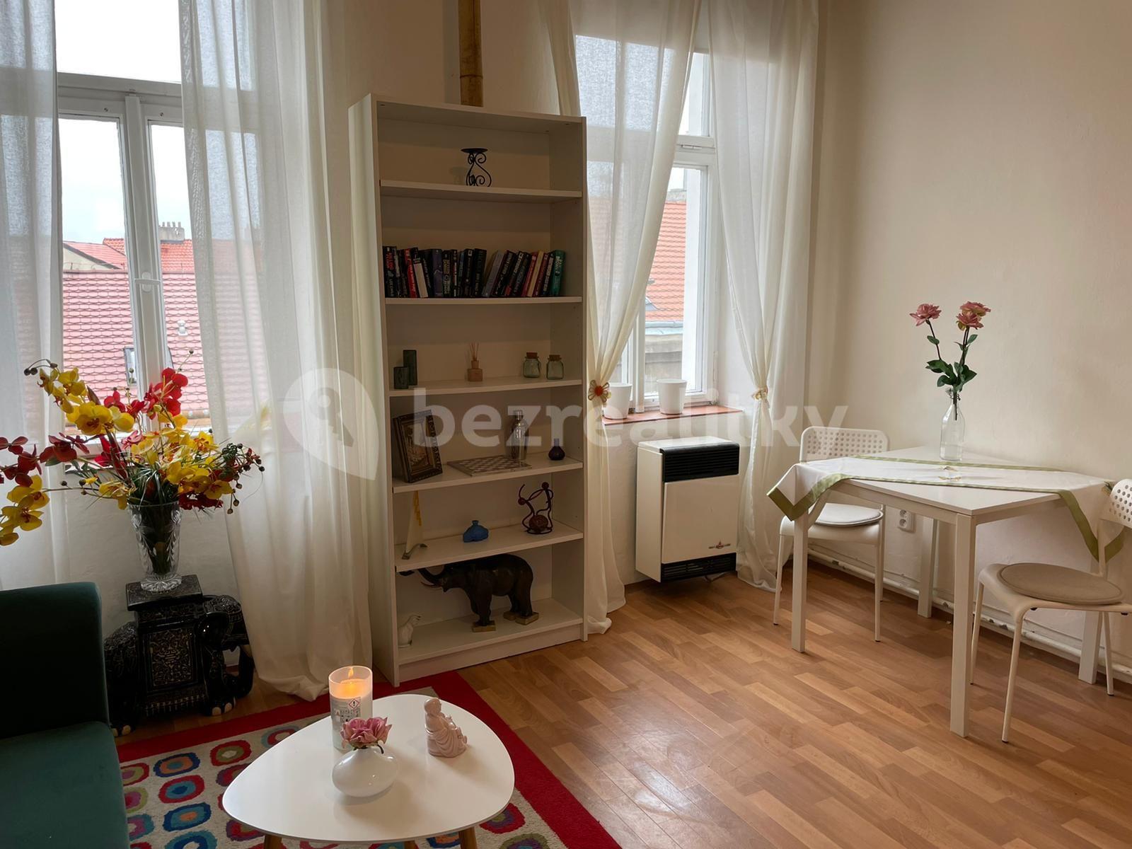 Prenájom bytu 30 m², Milíčova, Praha, Praha