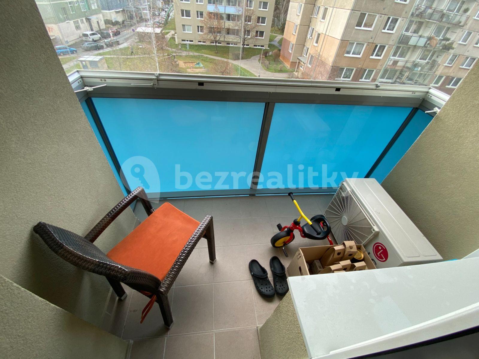 Prenájom bytu 3-izbový 71 m², Na Betonce, Praha, Praha