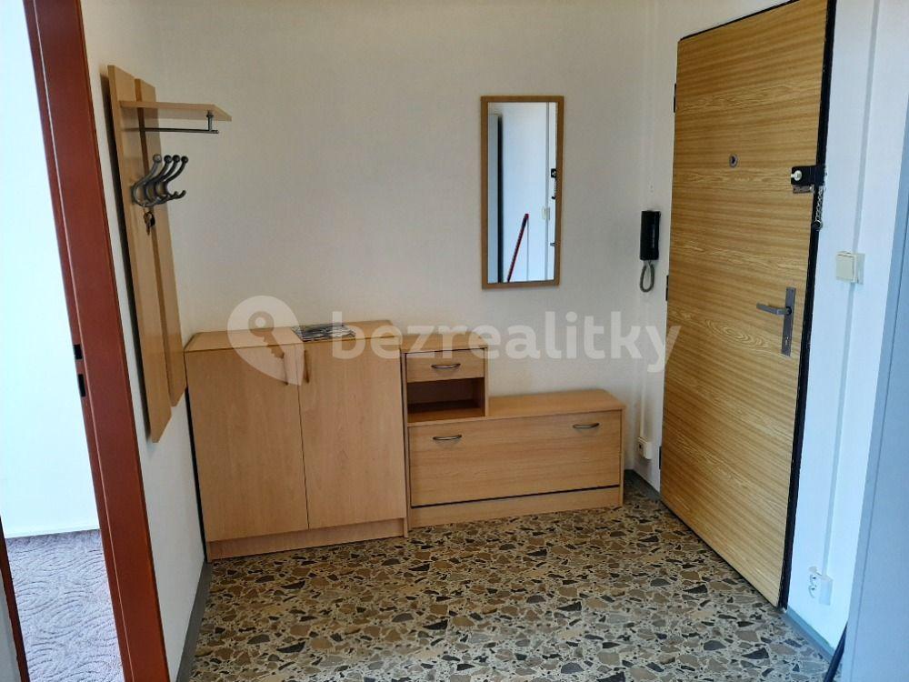 Prenájom bytu 3-izbový 55 m², Bryksova, Praha, Praha