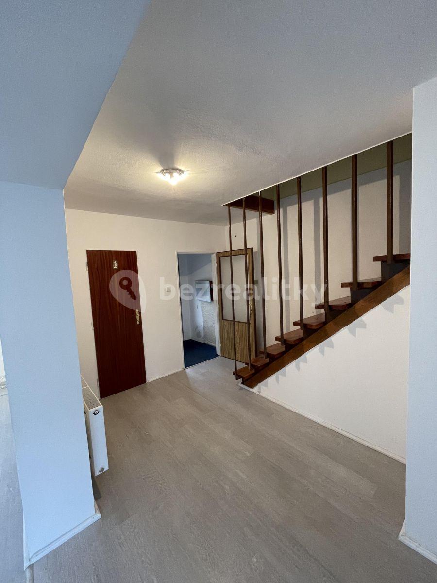 Prenájom domu 133 m², pozemek 468 m², Krnovská, Zlaté Hory, Olomoucký kraj