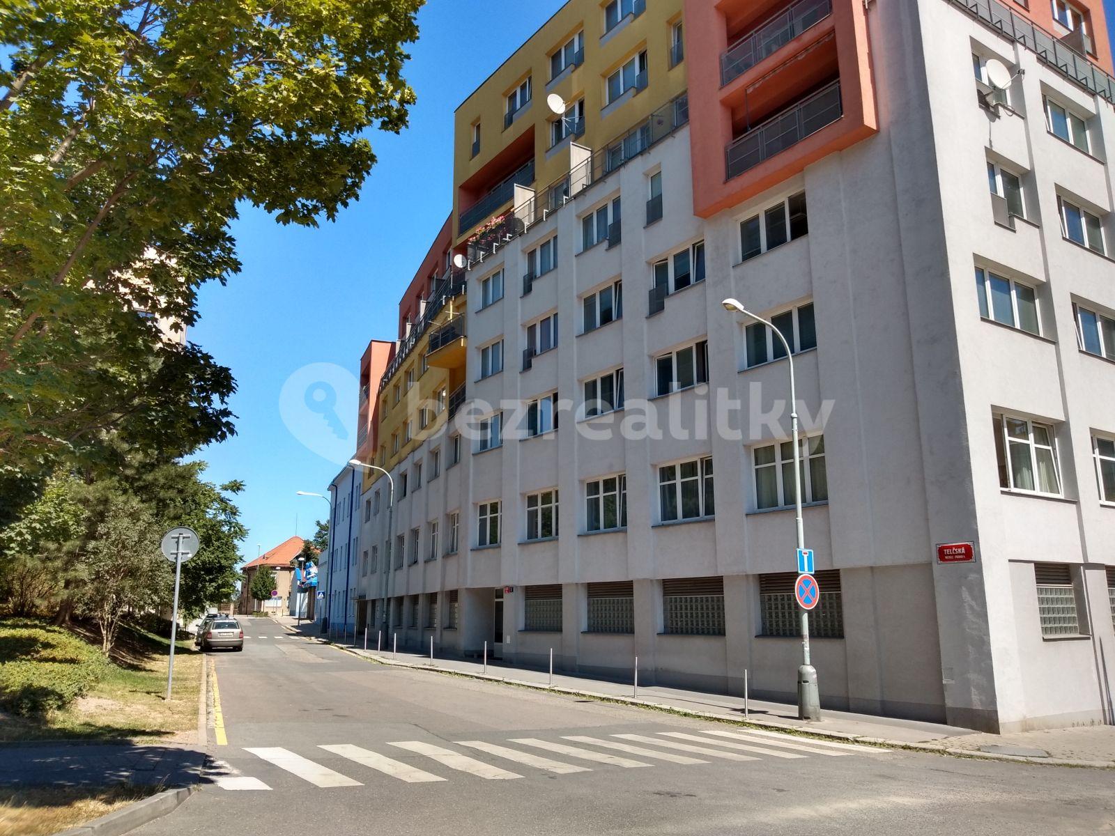 Prenájom bytu 1-izbový 50 m², Jemnická, Praha, Praha