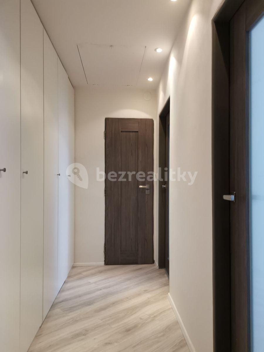 Prenájom bytu 2-izbový 40 m², Mařákova, Praha, Praha