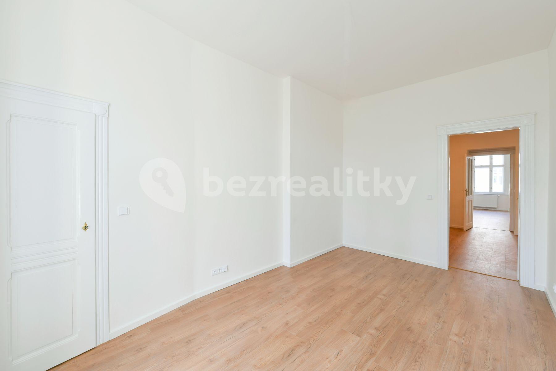 Prenájom bytu 4-izbový 105 m², Kubelíkova, Praha, Praha