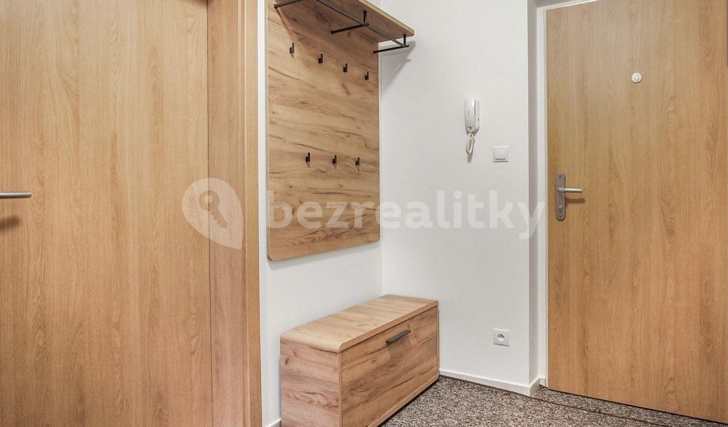 Prenájom bytu 3-izbový 79 m², Novodvorská, Brno, Jihomoravský kraj