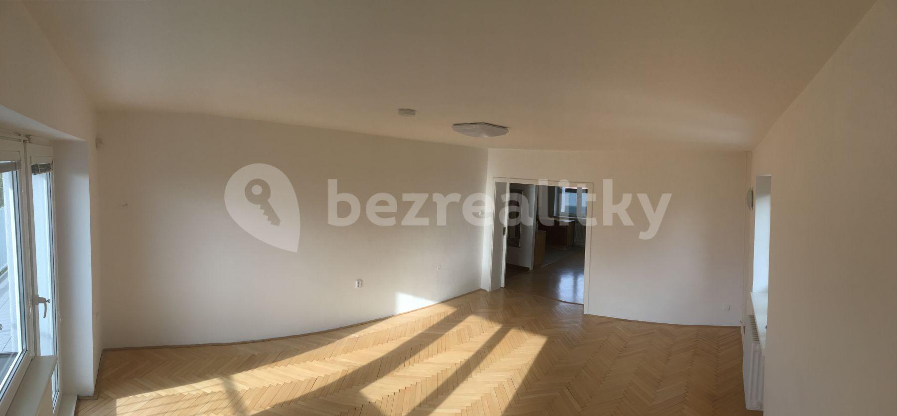 Prenájom bytu 3-izbový 90 m², Nad Višňovkou, Praha, Praha