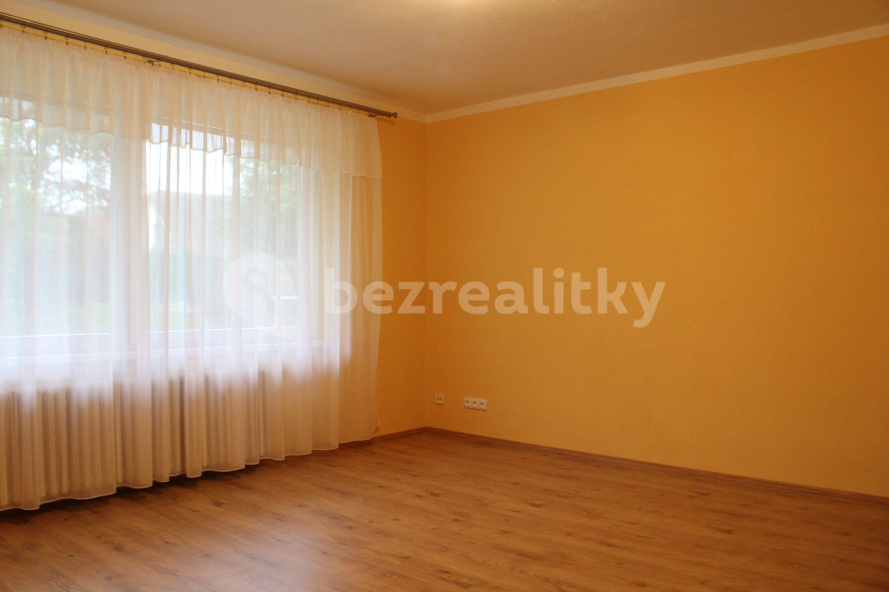 Prenájom bytu 1-izbový 43 m², Jetelová, Plzeň, Plzeňský kraj