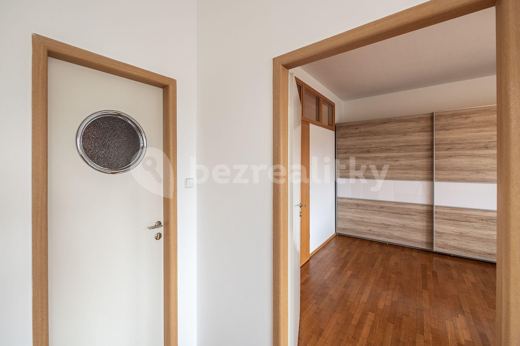 Prenájom bytu 3-izbový 87 m², Helfertova, Brno, Jihomoravský kraj