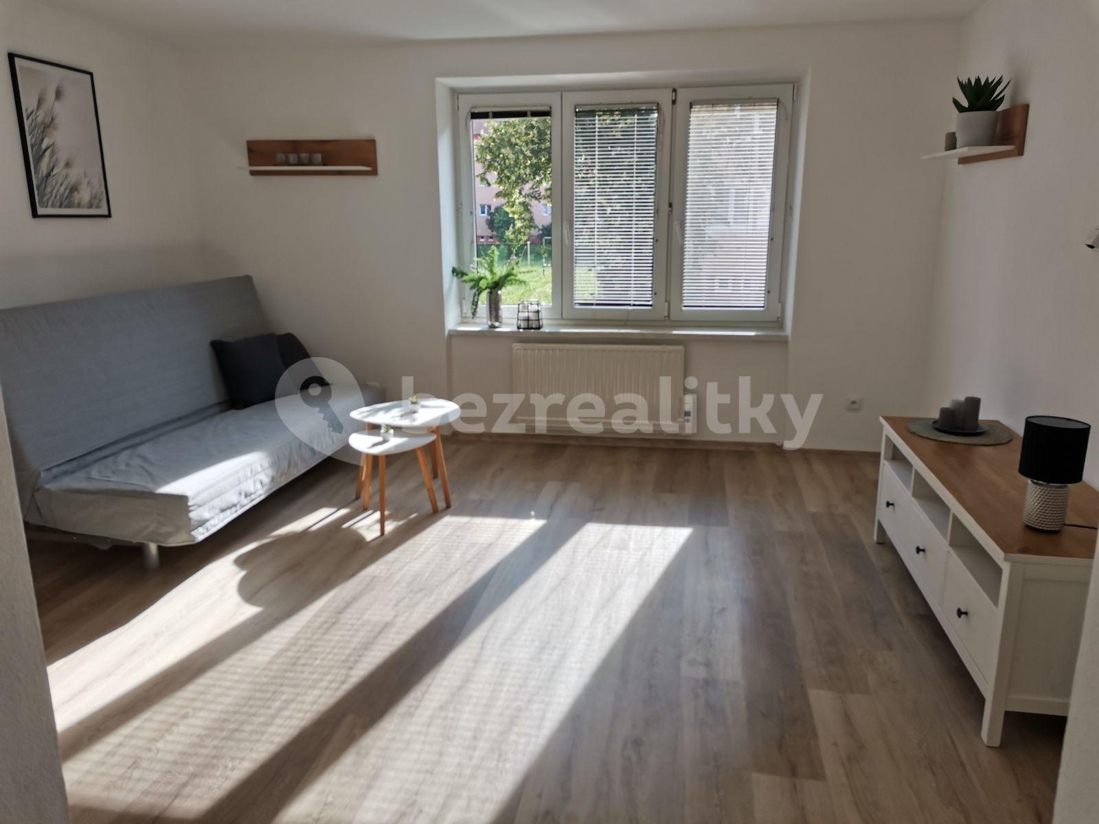 Prenájom bytu 1-izbový 46 m², Prokopa Holého, Uherské Hradiště, Zlínský kraj