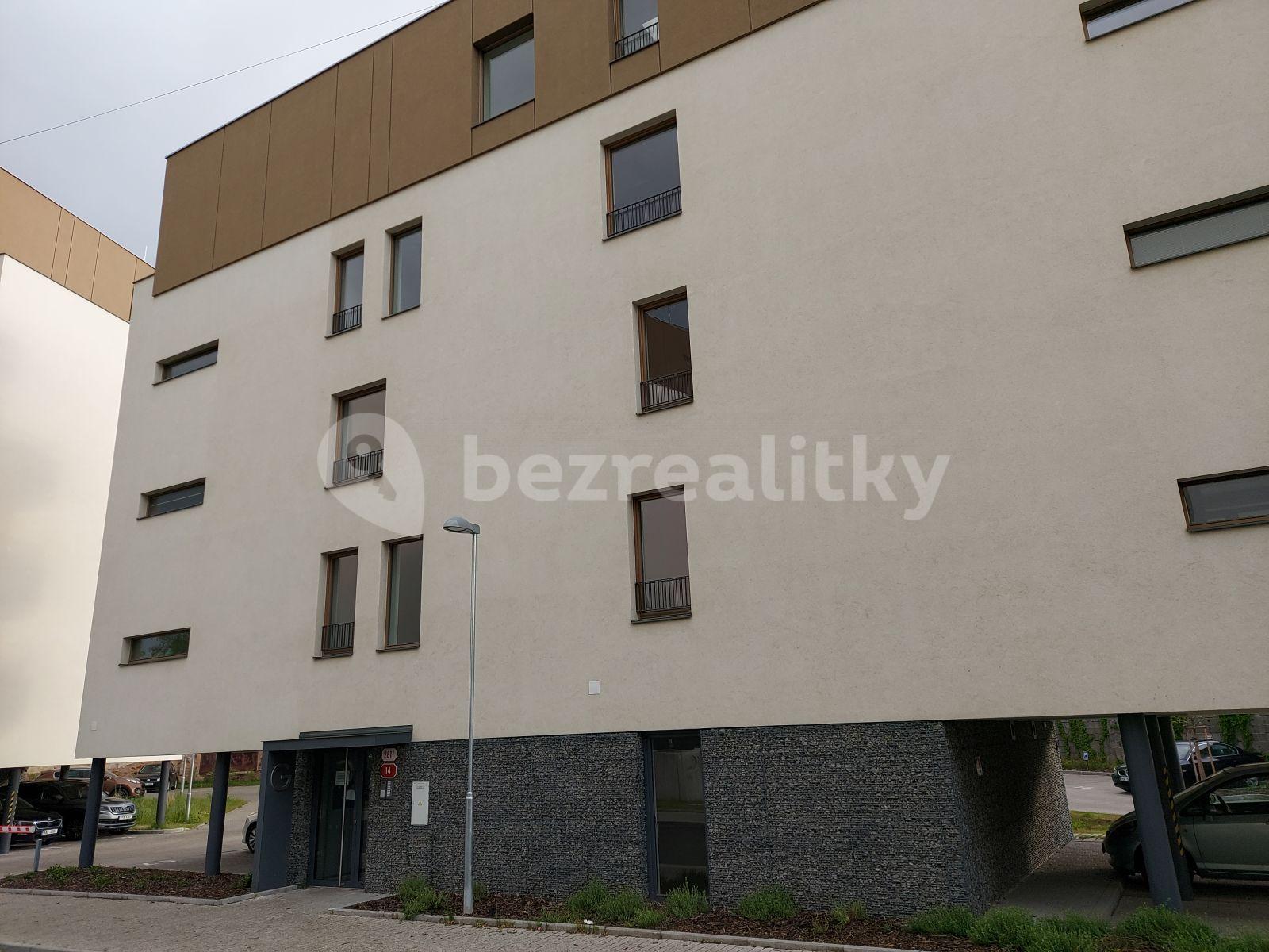 Prenájom bytu 1-izbový 32 m², Pallova, Plzeň, Plzeňský kraj