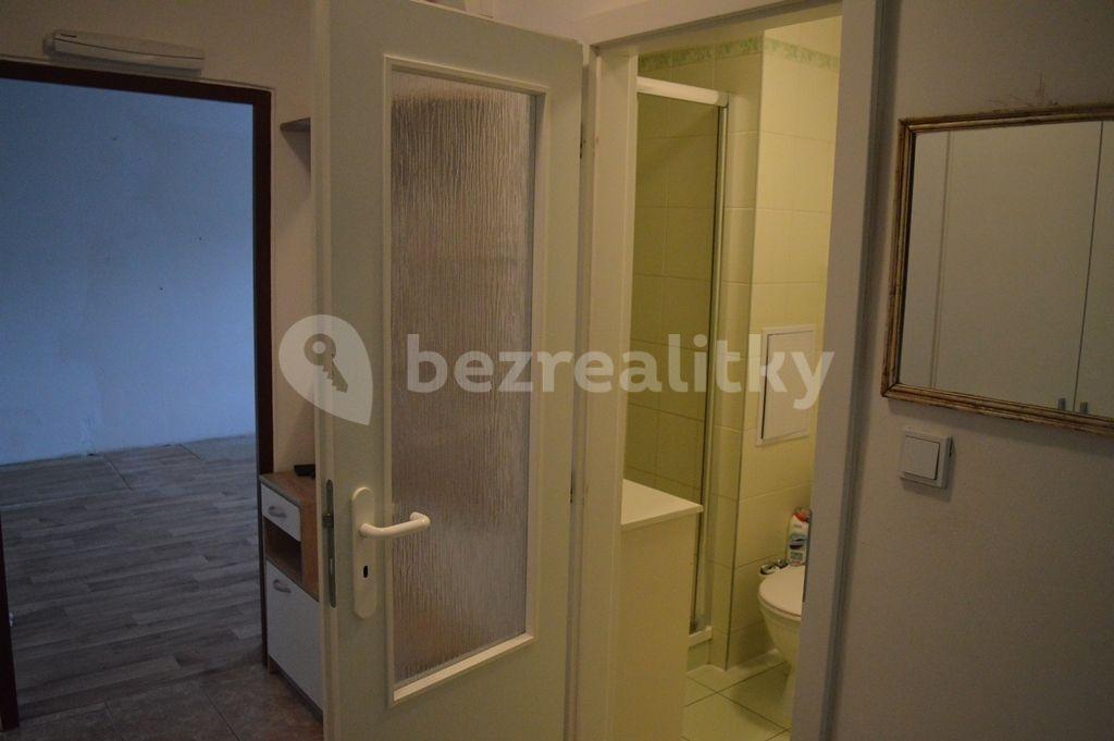 Prenájom bytu 2-izbový 58 m², Podkrušnohorská, Litvínov, Ústecký kraj