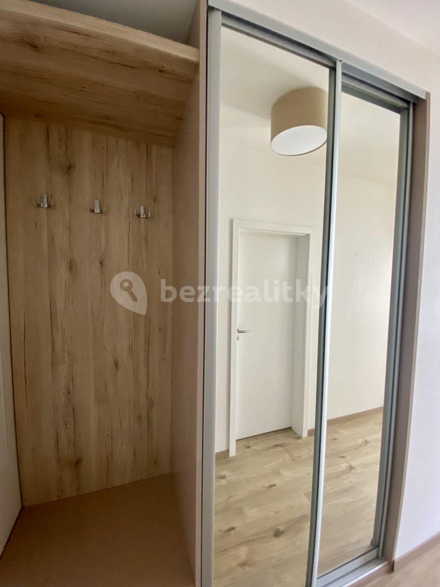 Prenájom bytu 2-izbový 60 m², Béžová, Petržalka, Bratislavský kraj