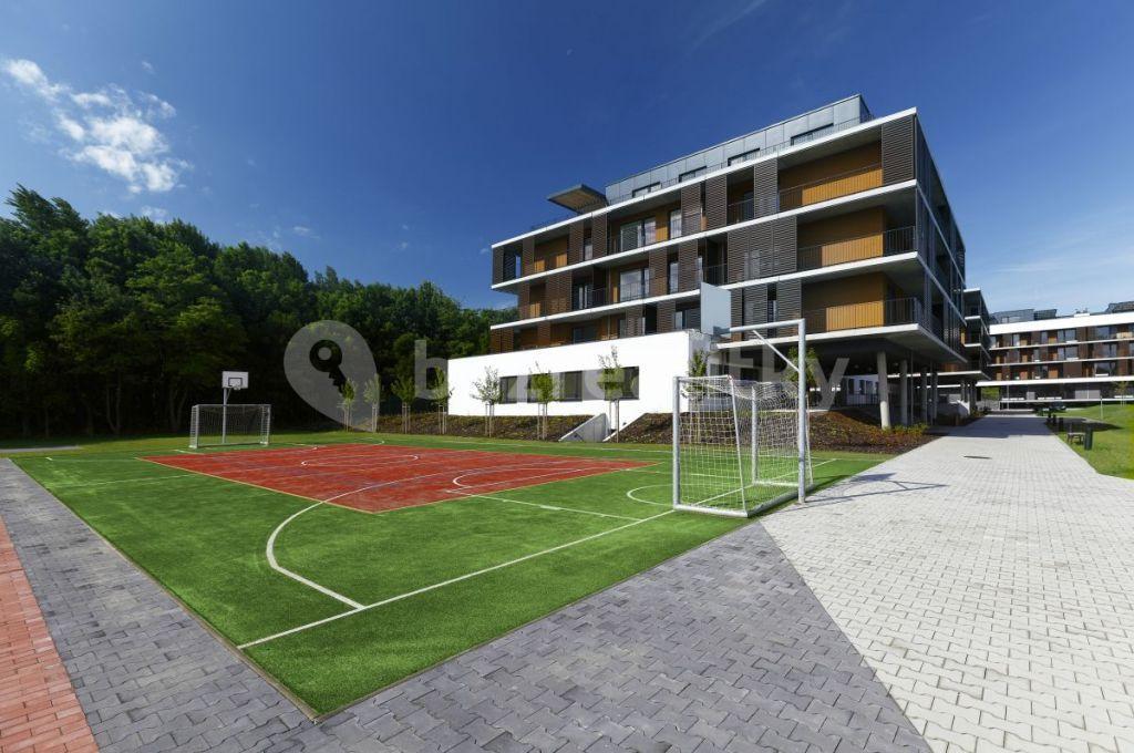 Prenájom bytu 2-izbový 60 m², Béžová, Petržalka, Bratislavský kraj