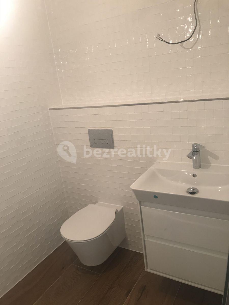 Prenájom bytu 2-izbový 49 m², Na Šibeníku, Olomouc, Olomoucký kraj