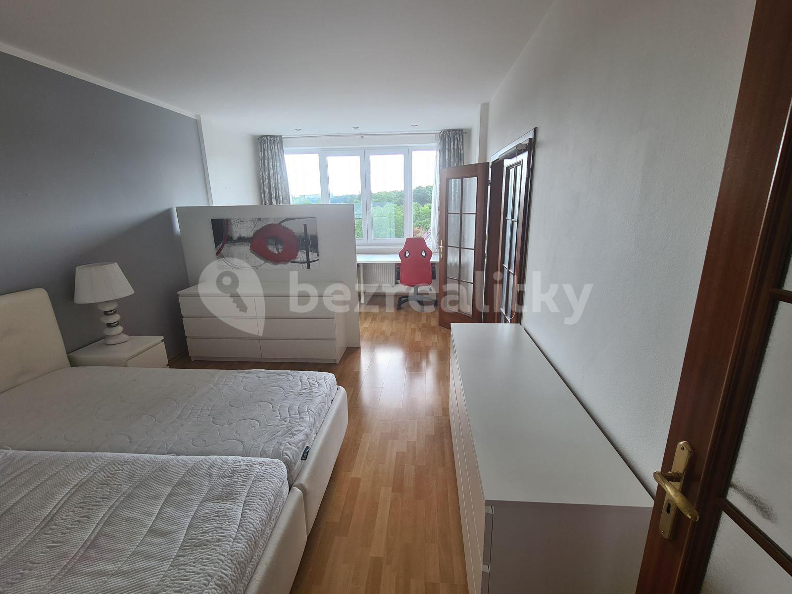 Prenájom bytu 2-izbový 71 m², Lužná, Praha, Praha