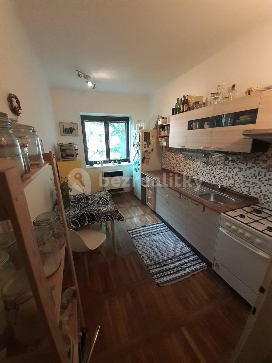 Prenájom bytu 1-izbový 45 m², Dvorského, Brno, Jihomoravský kraj