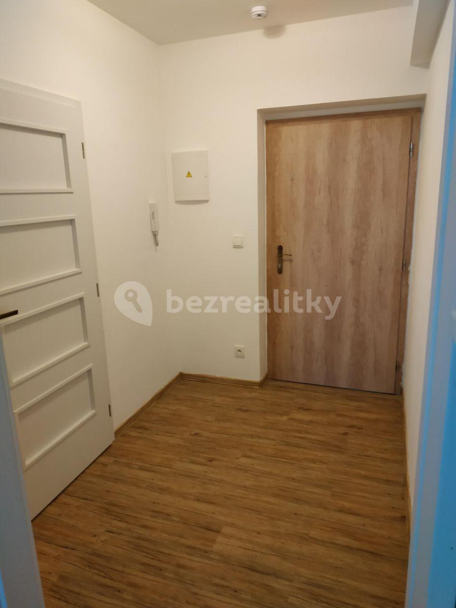 Prenájom bytu Garsoniéra 30 m², U Pivovaru, Dobříš, Středočeský kraj