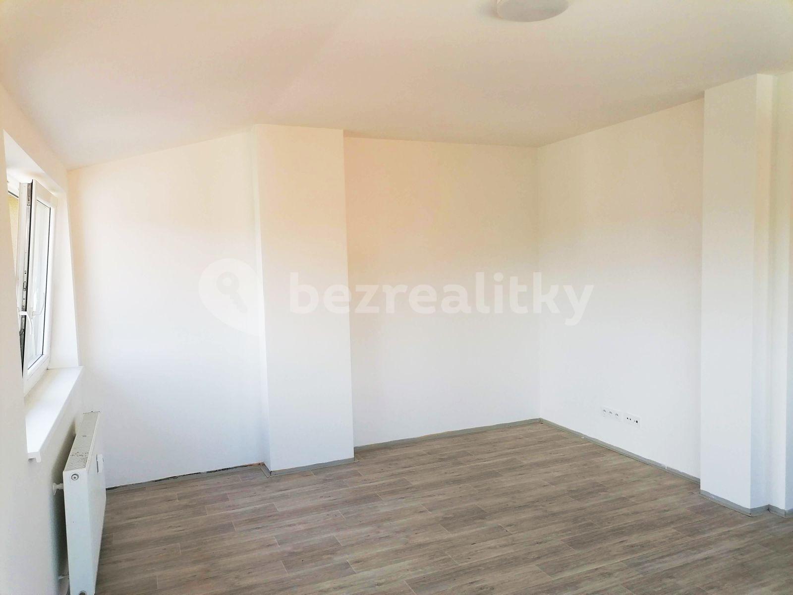 Prenájom bytu 1-izbový 37 m², Karáskovo náměstí, Brno, Jihomoravský kraj