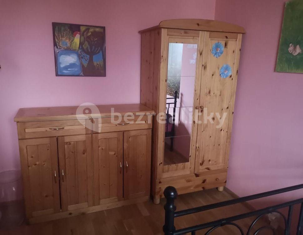 Prenájom bytu 2-izbový 33 m², Brixiho, Praha, Praha