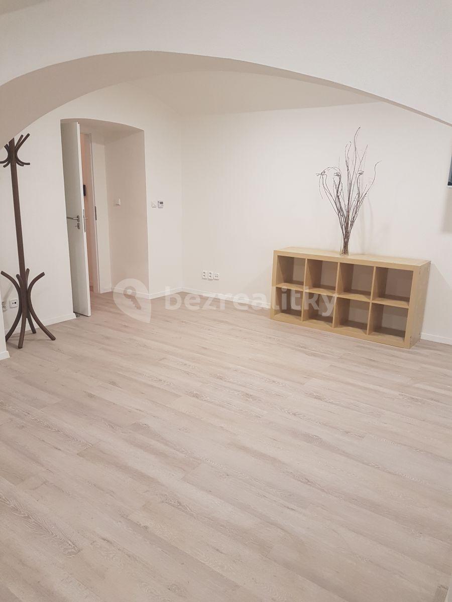 Prenájom bytu 2-izbový 66 m², Slezská, Praha, Praha