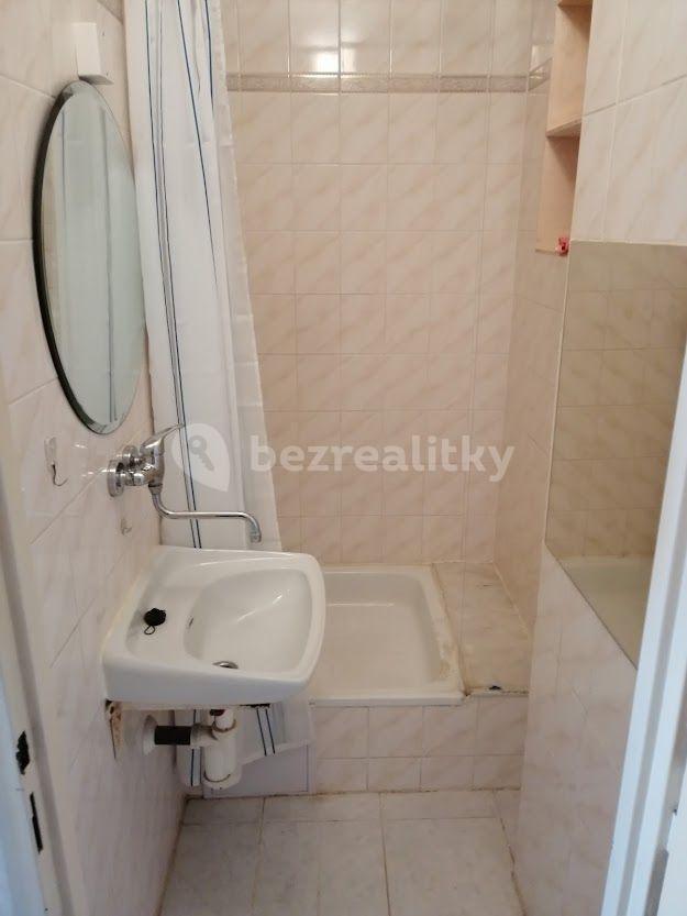 Prenájom bytu 1-izbový 24 m², Počernická, Praha, Praha