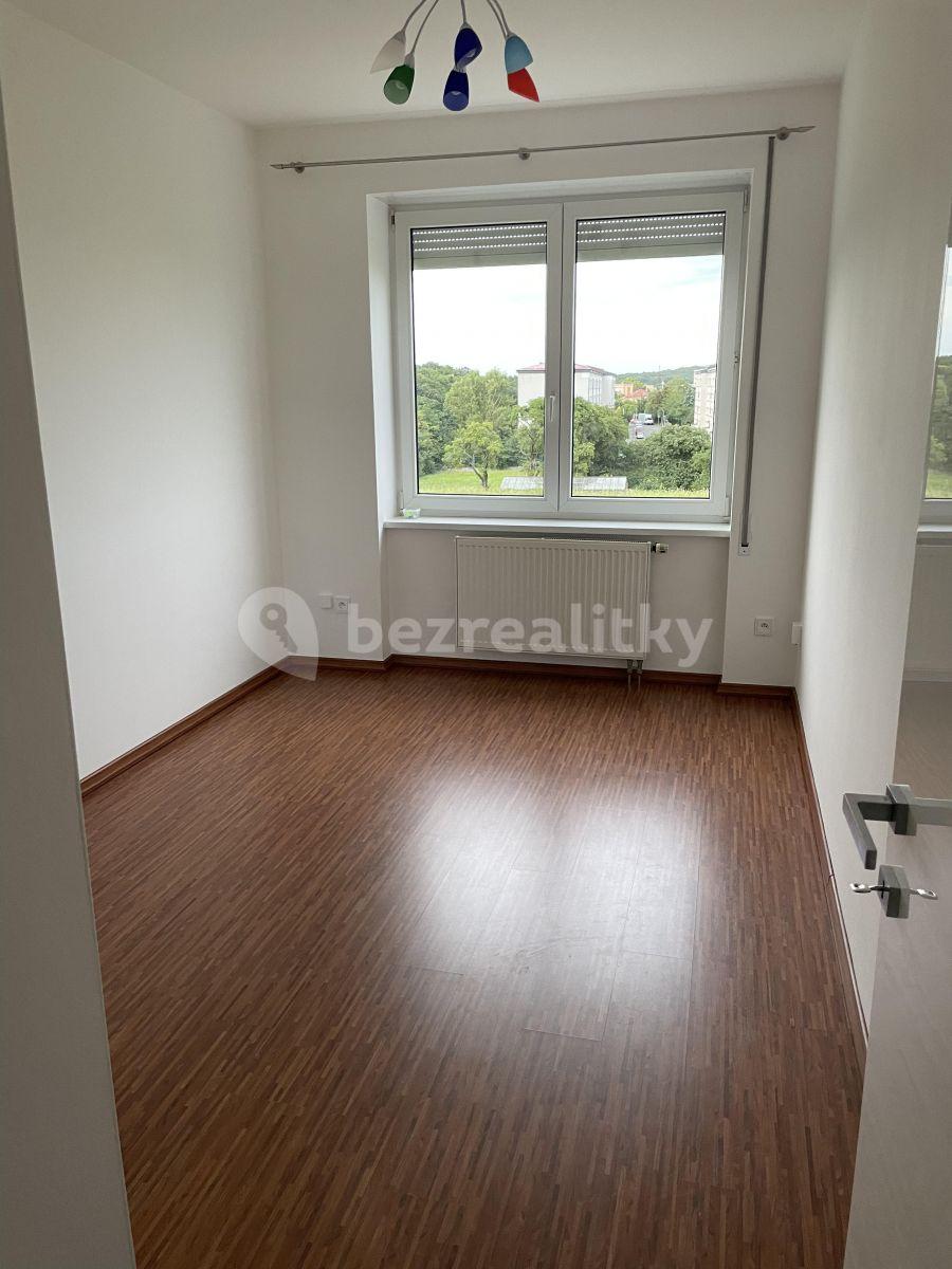 Prenájom bytu 3-izbový 70 m², Chotovická, Praha, Praha