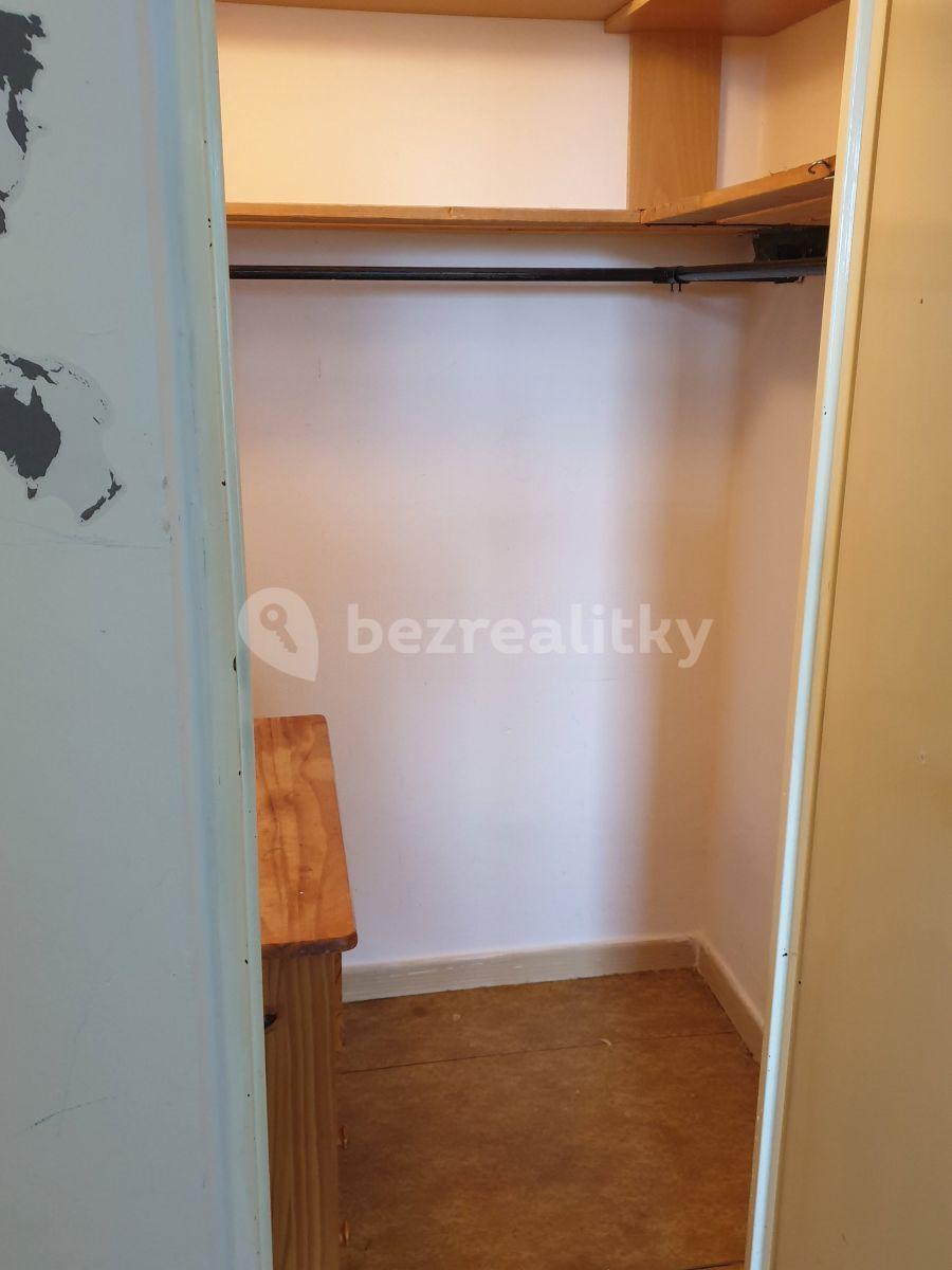 Prenájom bytu 2-izbový 55 m², U kovárny, Olomouc, Olomoucký kraj