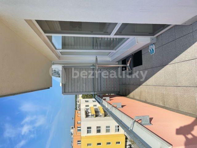 Prenájom bytu 2-izbový 46 m², Hvozdecká, Brno, Jihomoravský kraj