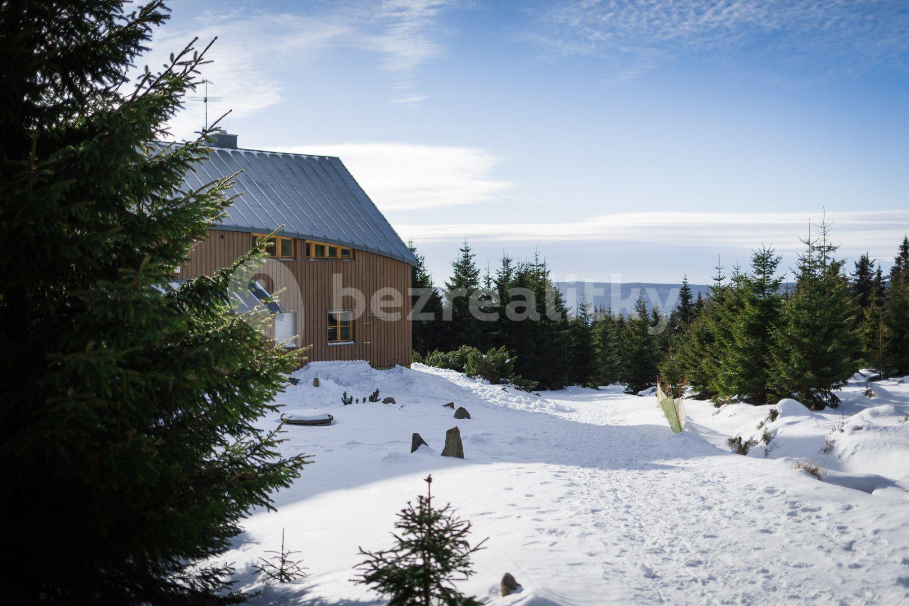 Prenájom bytu 4-izbový 167 m², Špindlerův Mlýn, Královéhradecký kraj