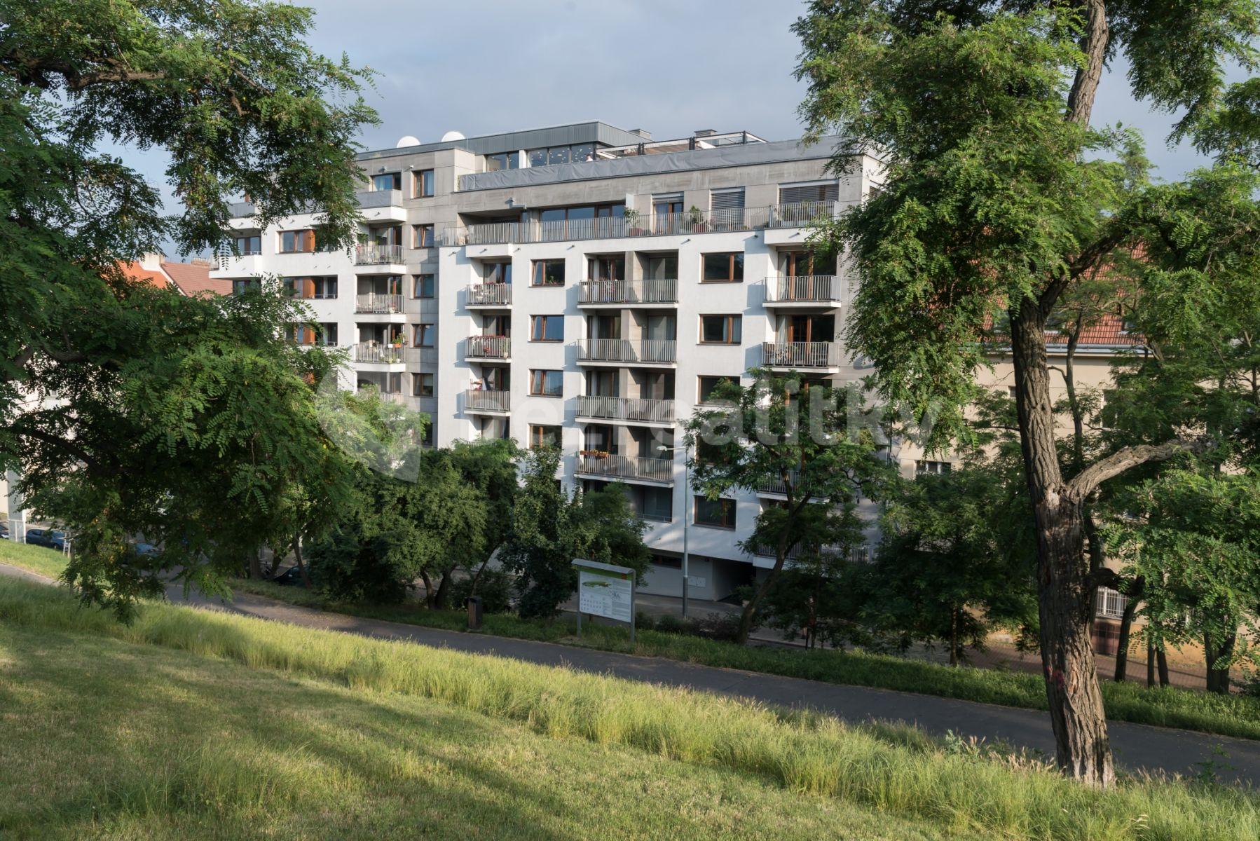 Prenájom bytu 2-izbový 57 m², Kališnická, Praha, Praha