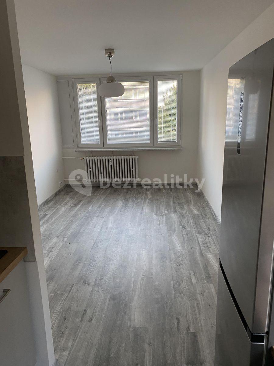 Prenájom bytu 2-izbový 41 m², V Zápolí, Praha, Praha