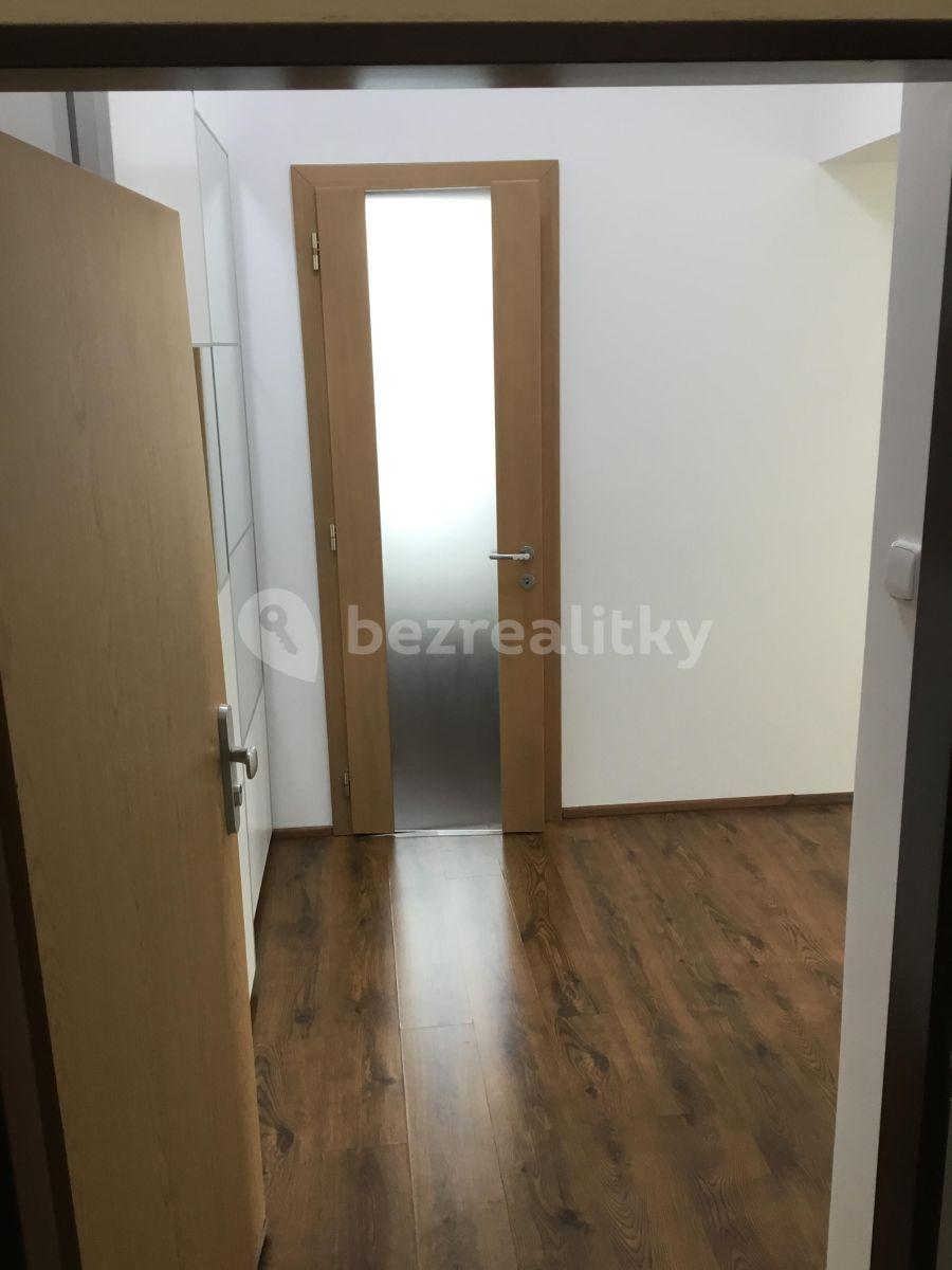 Prenájom bytu 1-izbový 31 m², Zenklova, Praha, Praha