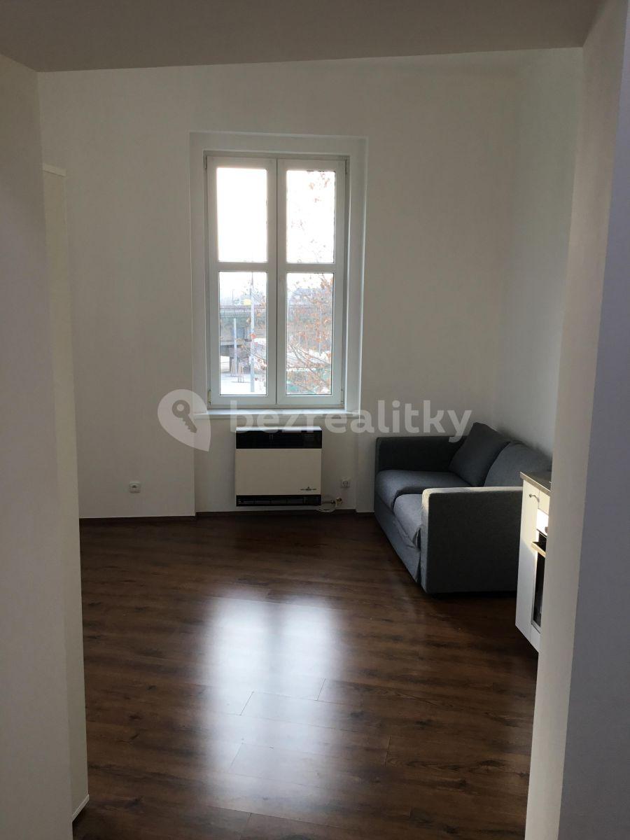 Prenájom bytu 1-izbový 31 m², Zenklova, Praha, Praha