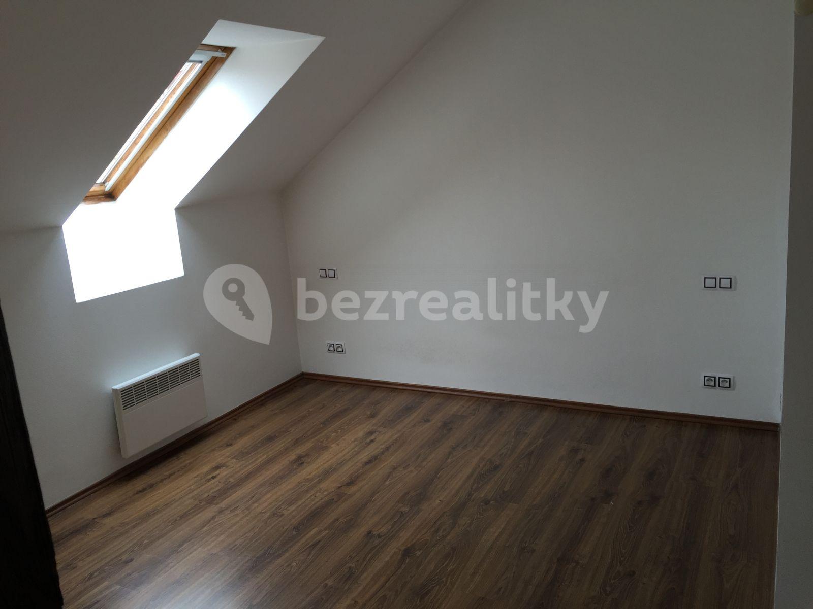 Prenájom bytu 1-izbový 64 m², Štítného, Praha, Praha