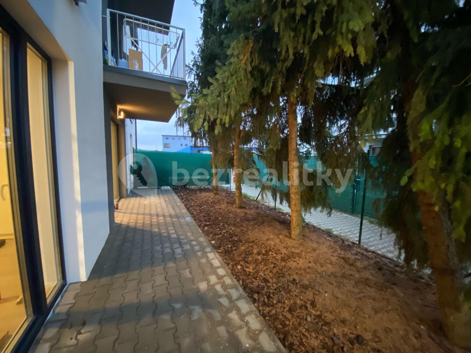 Prenájom bytu 2-izbový 42 m², Jihlavská, Troubsko, Jihomoravský kraj