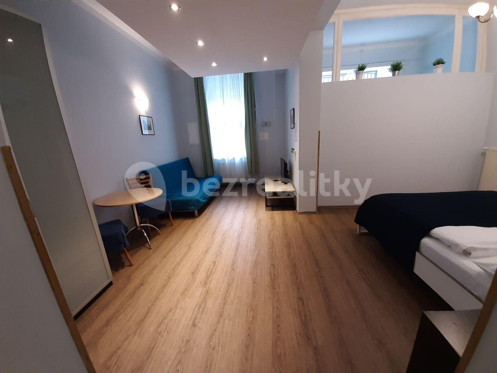 Prenájom bytu 1-izbový 40 m², Duškova, Praha, Praha