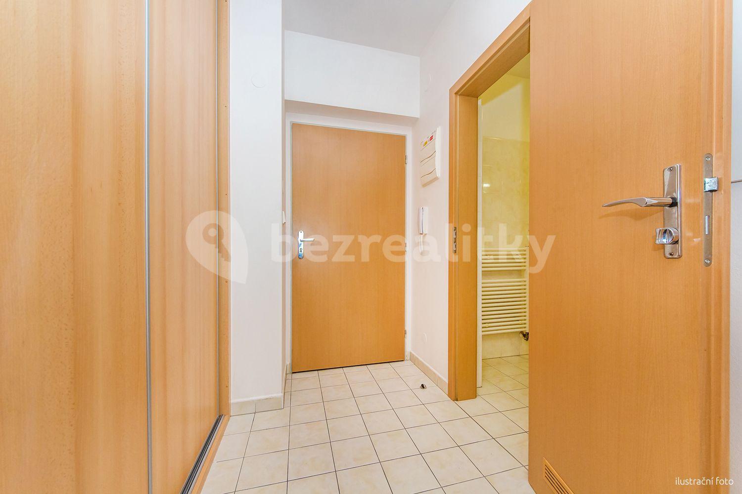 Prenájom bytu 1-izbový 42 m², Evy Olmerové, Praha, Praha