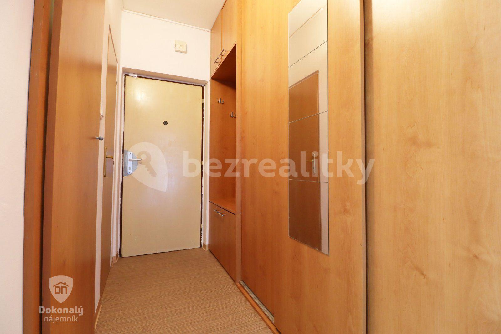 Prenájom bytu 2-izbový 54 m², Vitry, Kladno, Středočeský kraj