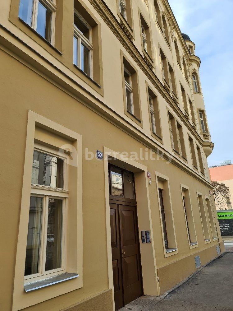 Prenájom bytu 1-izbový 41 m², Tusarova, Praha, Praha