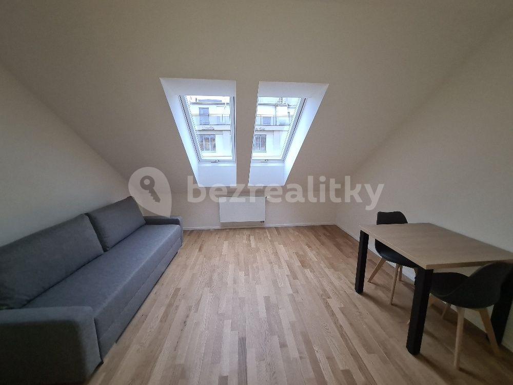 Prenájom bytu 1-izbový 30 m², Tusarova, Praha, Praha