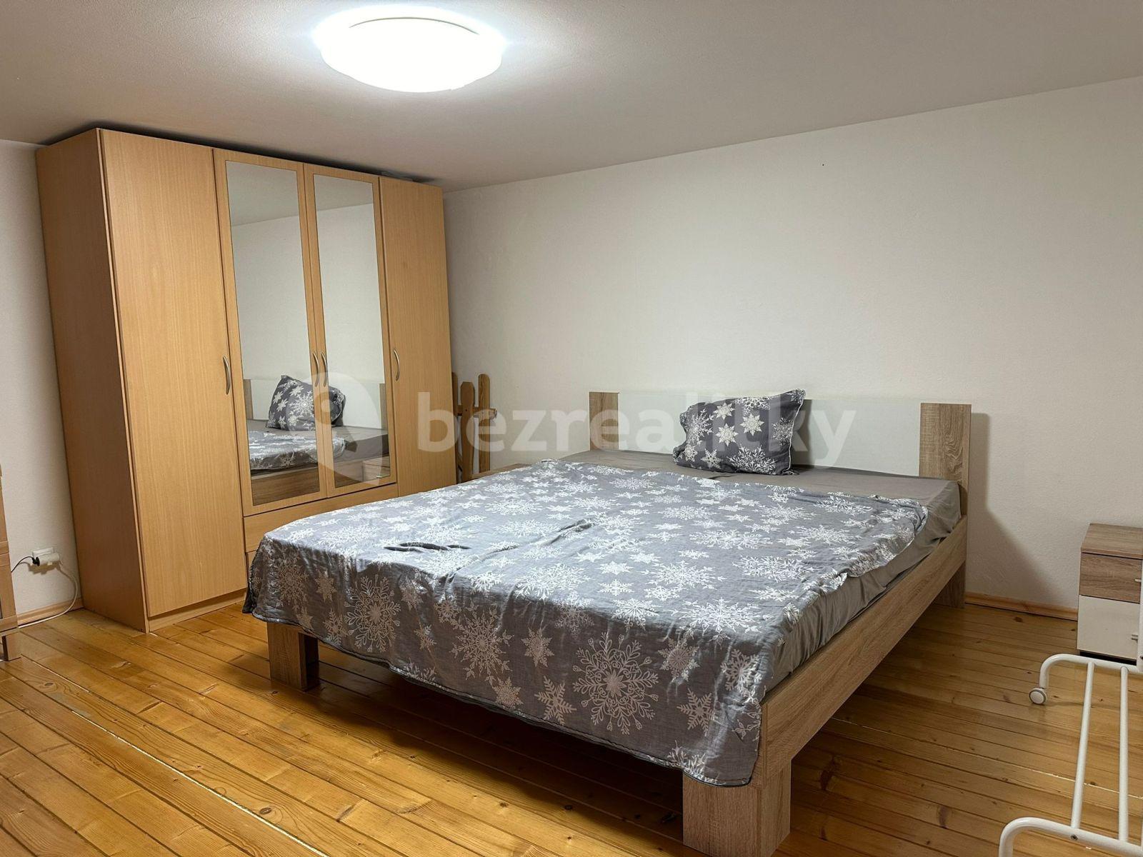 Prenájom bytu 2-izbový 45 m², Novákových, Praha, Praha