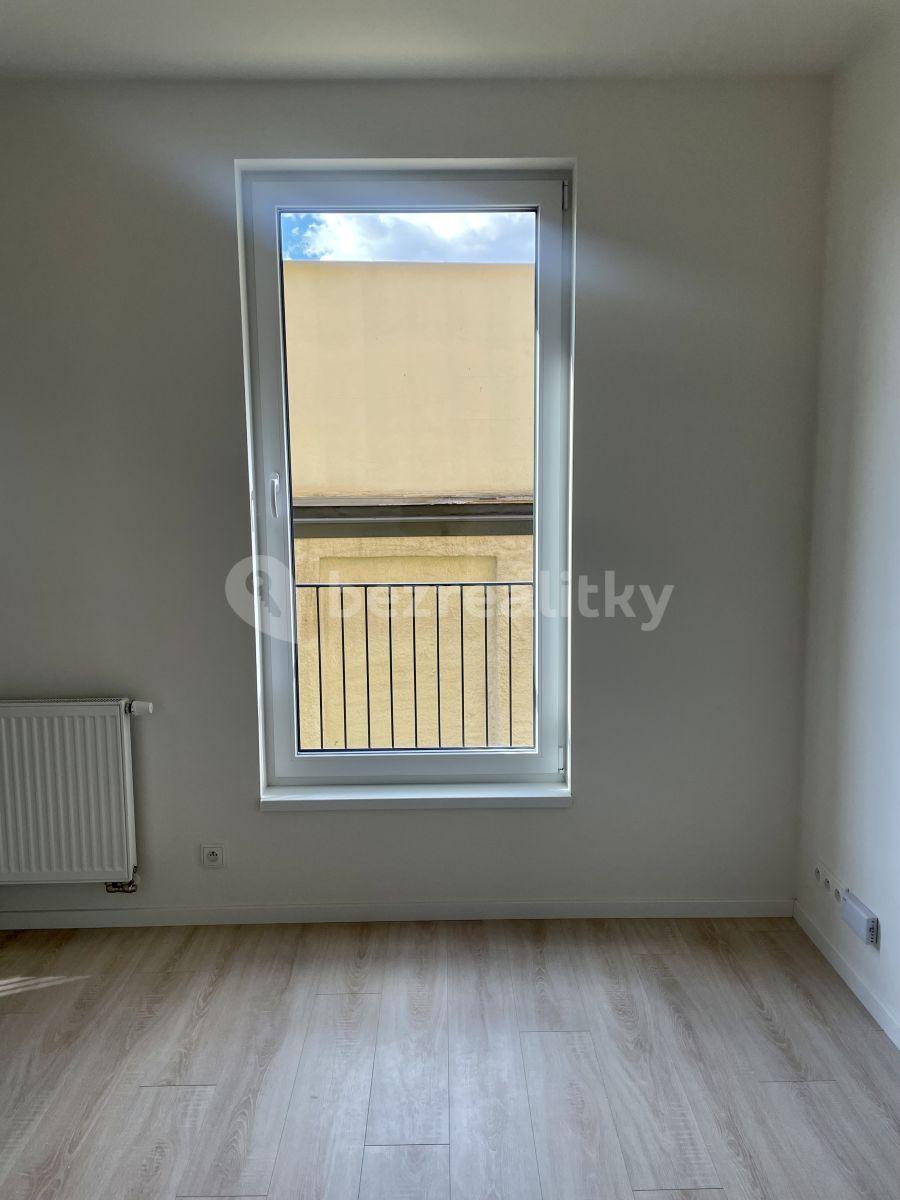 Prenájom bytu 1-izbový 23 m², Poděbradská, Praha, Praha