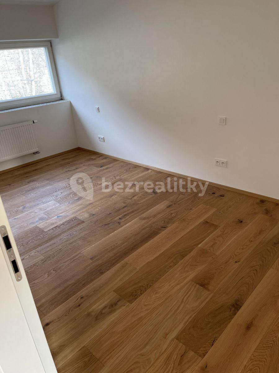 Prenájom bytu 3-izbový 88 m², Pod Akáty, Praha, Praha