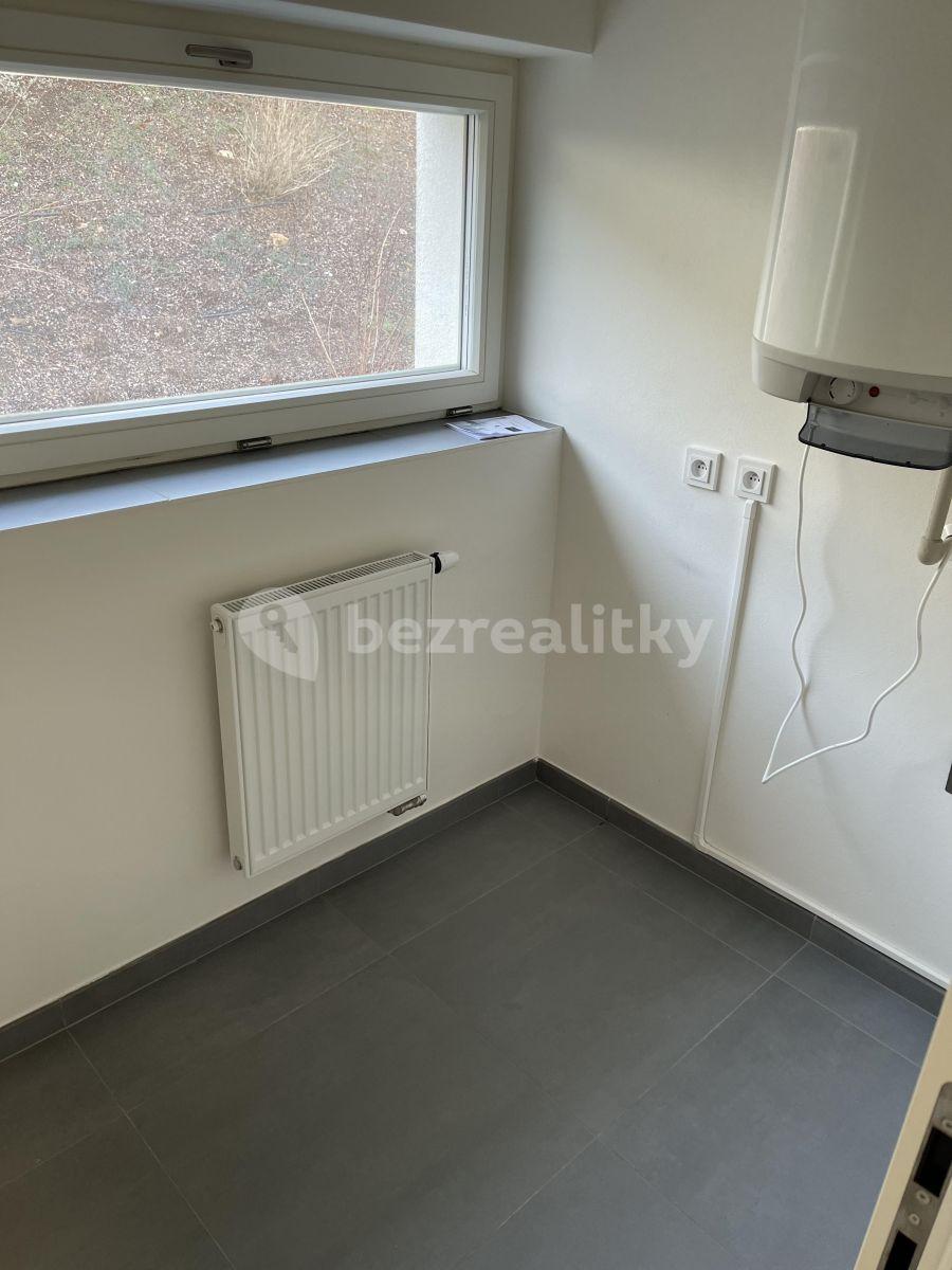 Prenájom bytu 3-izbový 88 m², Pod Akáty, Praha, Praha