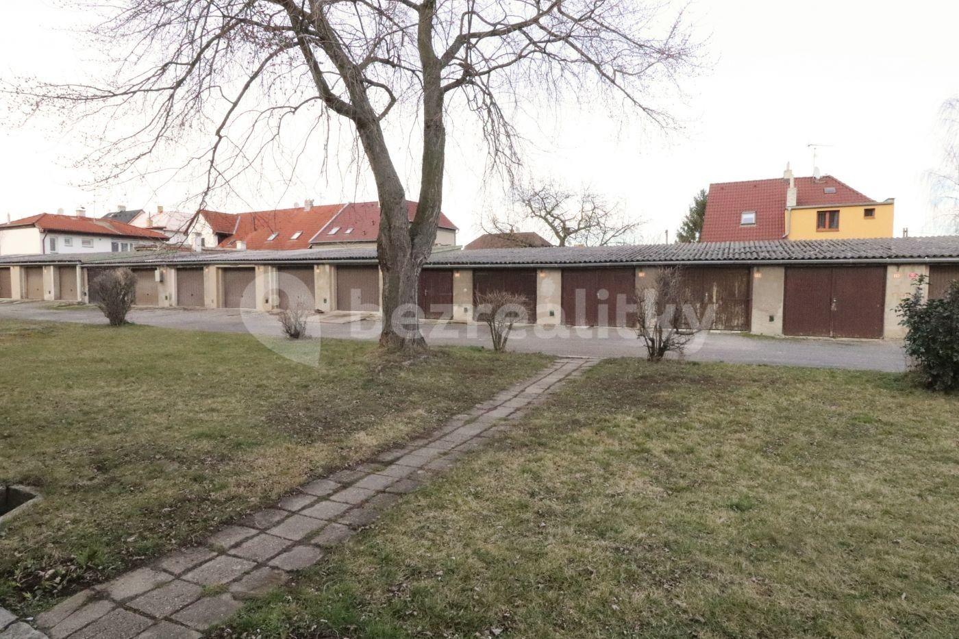 Prenájom bytu 3-izbový 66 m², Březinova, Kladno, Středočeský kraj