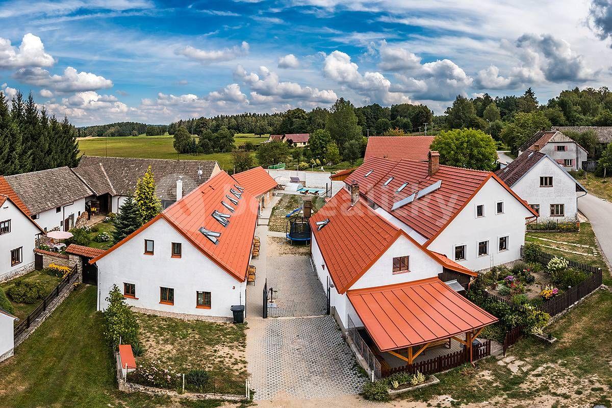 Prenájom rekreačného objektu, Strmilov, Jihočeský kraj