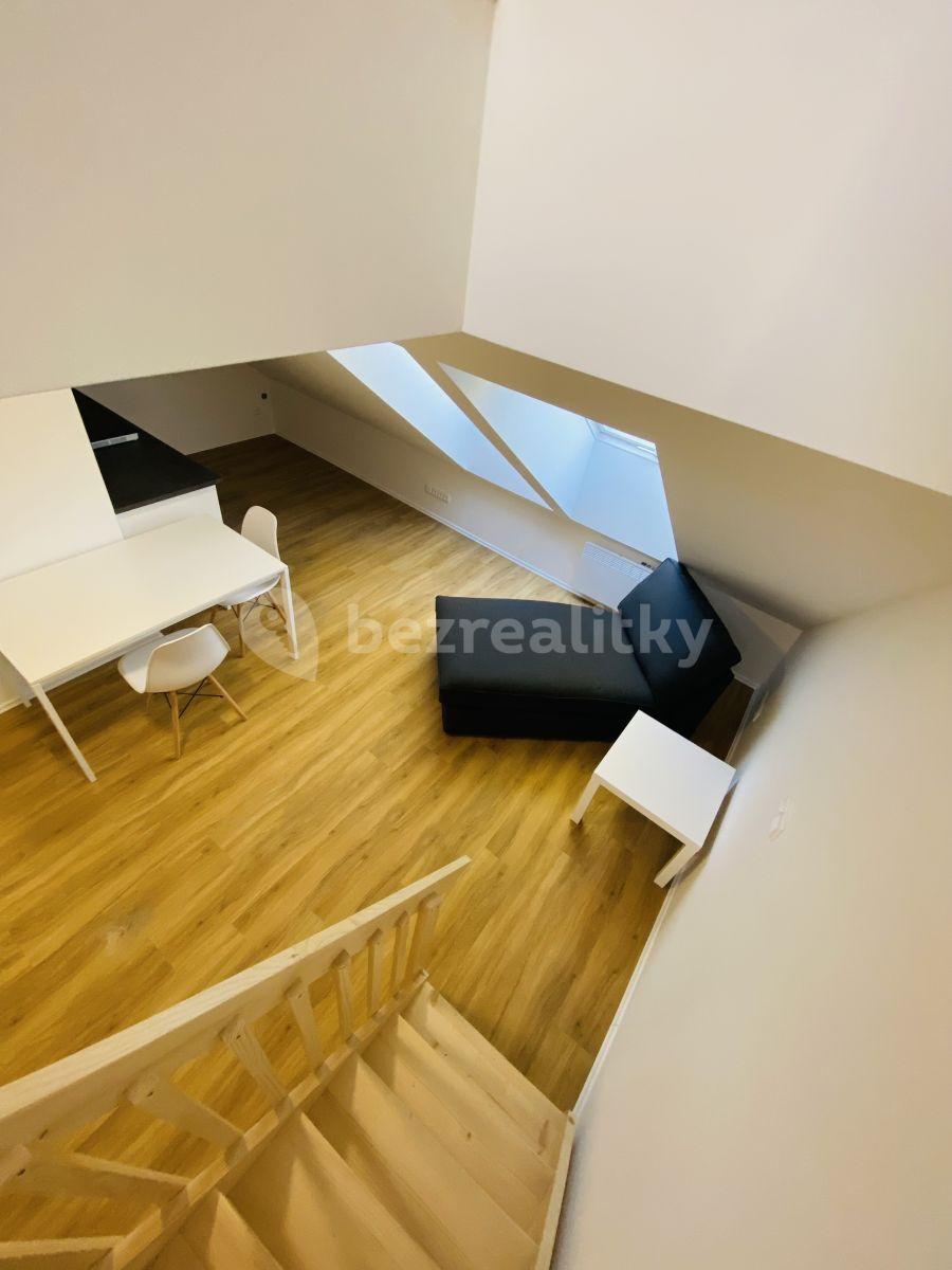 Prenájom bytu 2-izbový 62 m², Karlínské náměstí, Praha, Praha