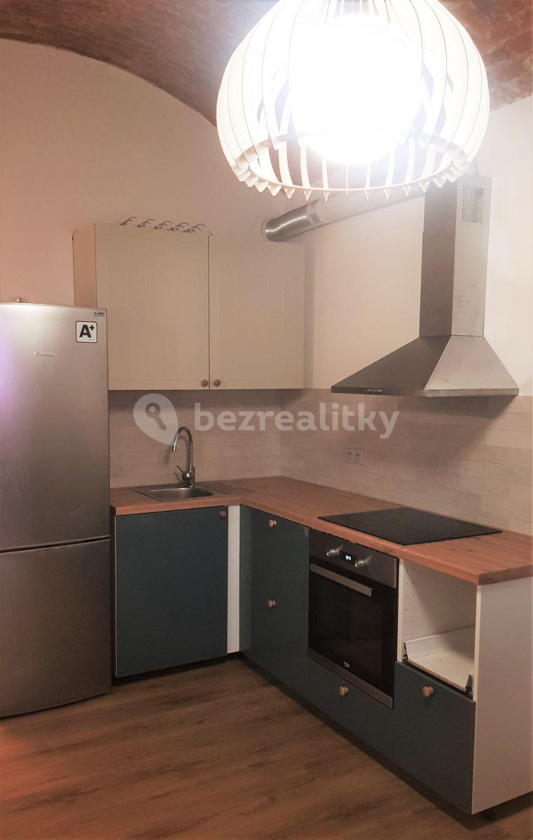 Prenájom bytu 1-izbový 38 m², Rostislavova, Praha, Praha