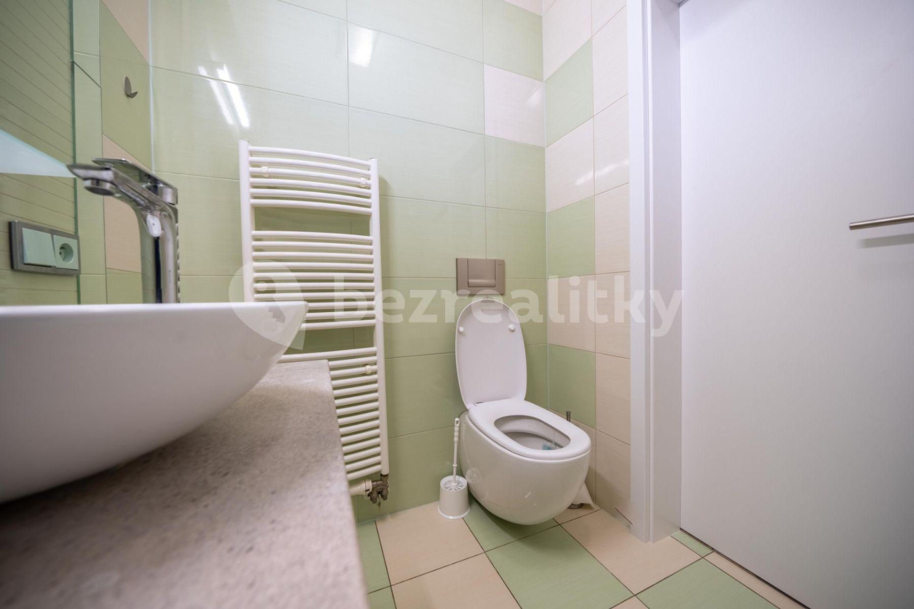 Prenájom bytu 2-izbový 55 m², Na Tabulovém vrchu, Olomouc, Olomoucký kraj