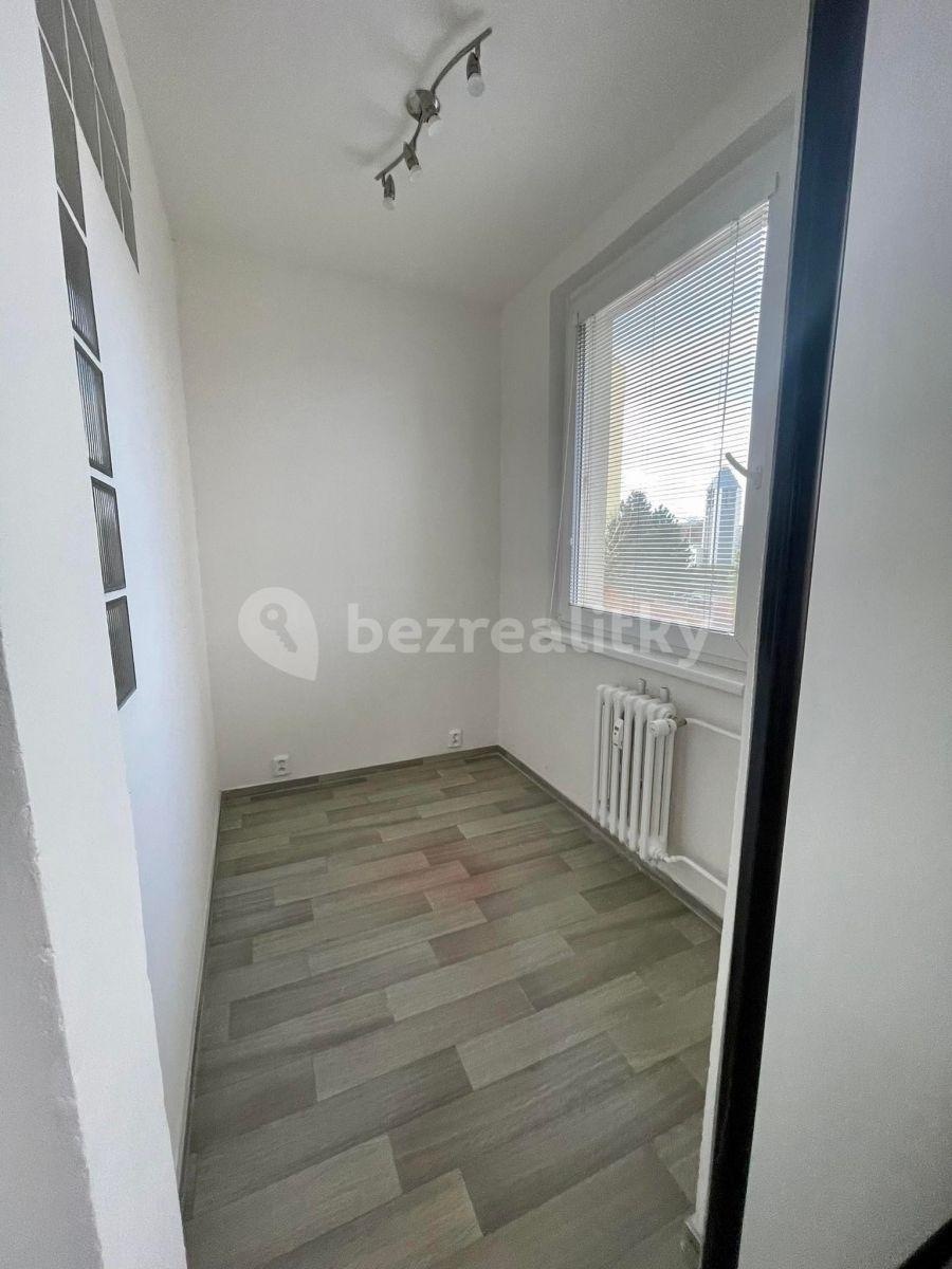 Prenájom bytu 1-izbový 32 m², Kunínova, Praha, Praha