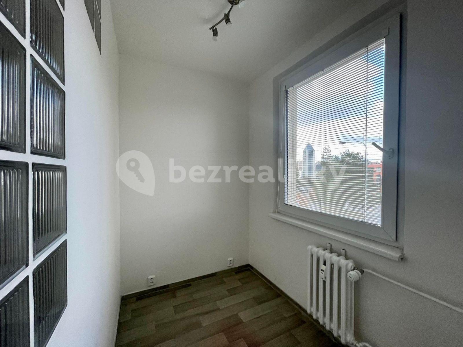 Prenájom bytu 1-izbový 32 m², Kunínova, Praha, Praha